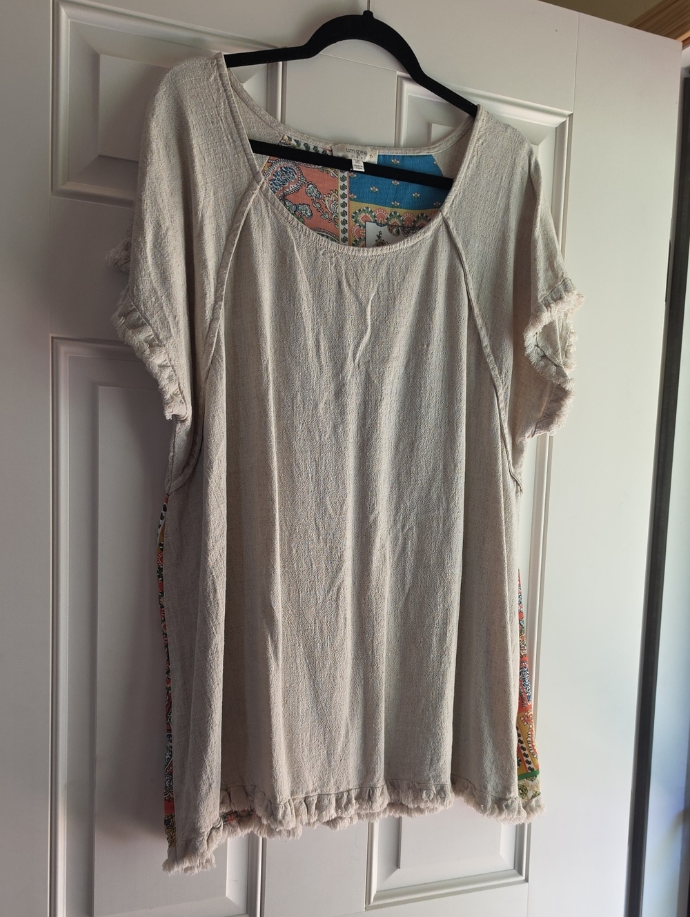 Umgee Cream Short-Sleeve Tunic with Printed Back Panel
